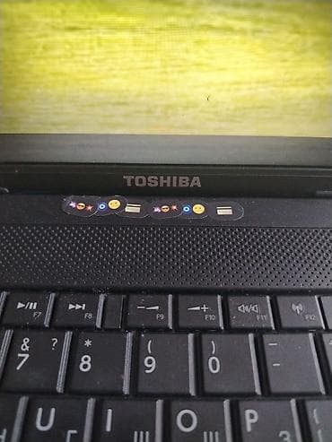 İşlənmiş Toshiba, 15.6 ", Intel Core i3, 512 GB, Ünvandan götürmə — 9