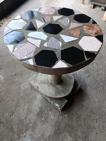 köhnə divanların satışı: Yeni — 1