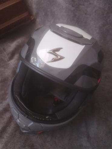 Orginal Scorpion kask . S razmer . Vizoru yoxdur — 3