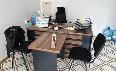 Mebel: Yeni, Müdir üçün, Künc masa — 1