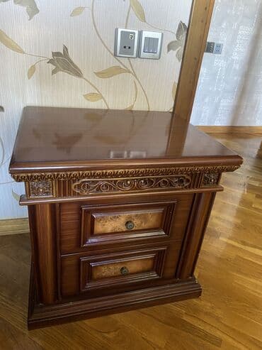 столик для кровати: Tumba — 2