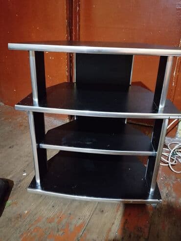 Künc Tv altlığı, Polkalı