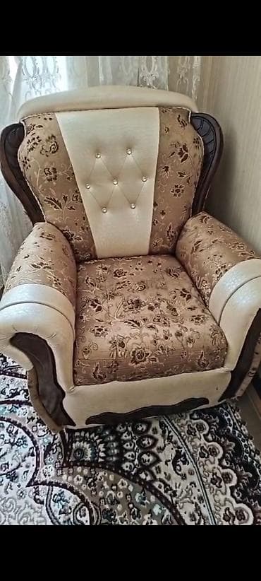 Klassik divan, Divan