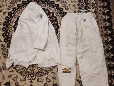 купить футбольную форму в баку: Mizuno firmasının kimonosu 1 ay istifadə olunub heç bir problem yoxdur — 1