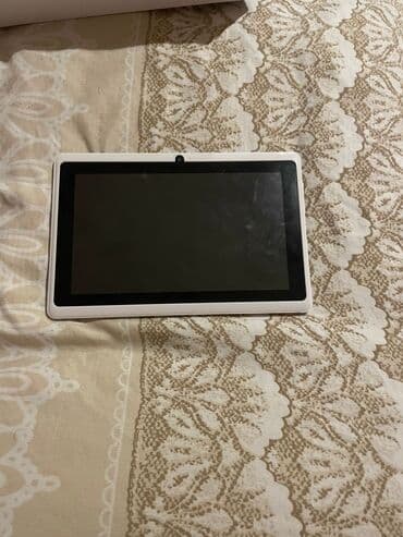 uşaqlar üçün planşetlər: Uşaqlar üçün nəzərdə tutulmuş NodiZZ Npad702 planşet. Ağ rəngli — 1