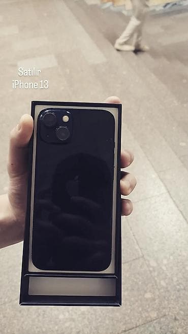 IPhone 13, Qara — 2