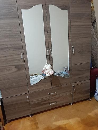 тв тумбы на заказ: Geniş tutumlu aynalı paltar şkafı - Material: ağac teksturalı laminat — 1