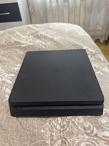 video ceken: Sony PlayStation 4 Slim oyun konsolu Komplekt: - PS4 Slim (qara rəng) — 4
