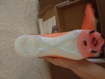 Nərdlər: Butslar Nike, Ölçü: 43, Yeni — 2