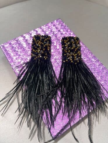 sirgalar instagram: El işidir. məşhur naz_design səhifəsindən 45 manata alınıb. Iki dəfə — 2