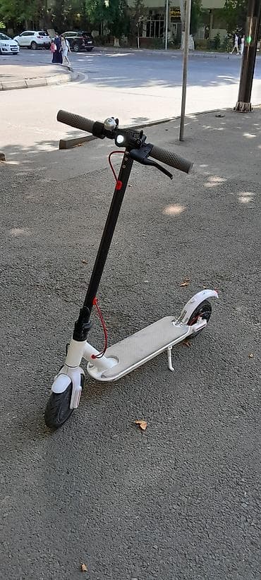 moto elektrik: İşlənmiş Elektrik samokat 9", 351 - 500 Vt, 26 - 35 km/s, Ünvandan götürmə, Ödənişli çatdırılma — 2