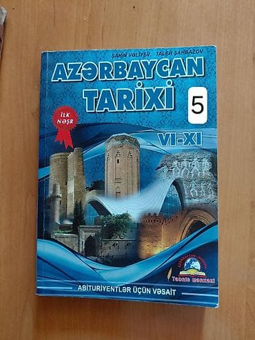 uqlarez ikinci əl: 5 ədəd kitab satılır. Kitablar işlənmiş vəziyyətdədir. Azərbaycan — 2
