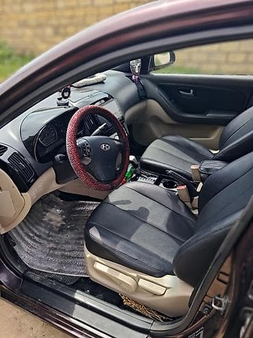 kreditle teker satışı: Hyundai Elantra sedan - Kuzov: 4 qapılı sedan, tünd bənövşəyi rəng - — 6