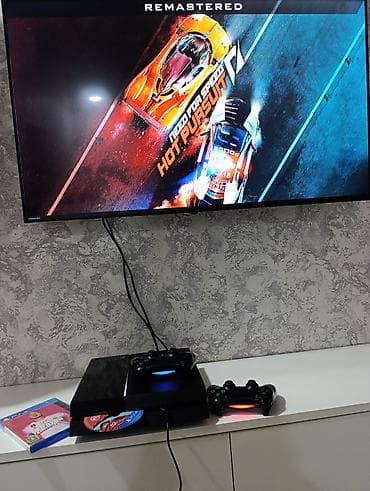 ps4 satma: PS4 500gb əla vəziyətdə, plombu üzərində, 2 pult +20 oyun Metrolara — 7