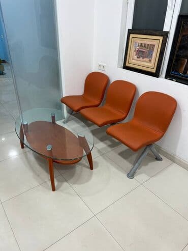 Salam mebel yaxsi vəziyyətində unvan İnşaatçılar metro yaxin