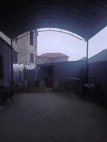 Binəqədi qəs. 2 otaqlı, 90 kv. m, Kredit var, Orta təmir — 10