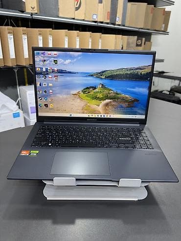 asus i7: İşlənmiş ASUS Vivobook, 15.6 ", AMD Ryzen 9, 1 TB — 1