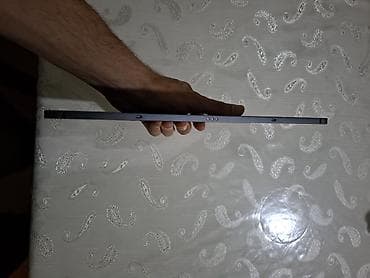 ipad 8 128gb: Hərbirşeyi işləkdir yalnız 4 ay işlənib karobkası USB si var satılma — 4
