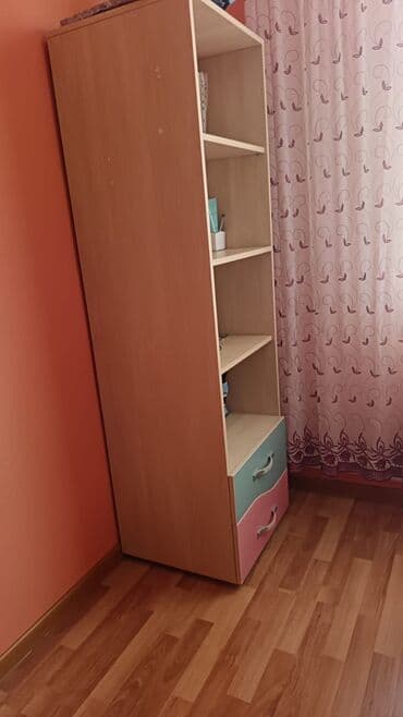 qutu profil: Oğlan və qız üçün, İşlənmiş, 4 qapılı, Açılan, Düz dolab — 4