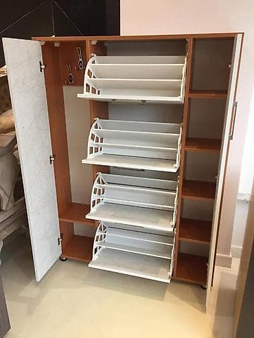 skaflar: Yeni, Ayaqqabı dolabı — 9