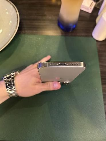 iphone adaptoru: IPhone 16 Pro, 256 GB, Gümüşü, Face ID — 5