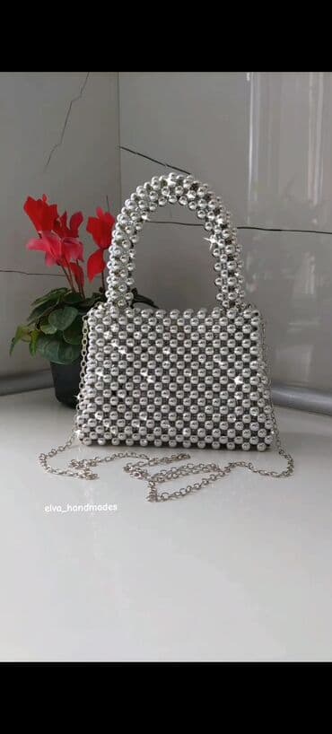 Qadın ayaqqabıları: Çantalar — 1