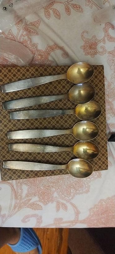 qaşıqlar: 6 ədəd metal çay qaşığı dəsti - Material: metal ərinti (parlaq qızılı — 1