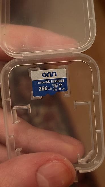 ONN microSD EXPRESS yaddaş kartı – 256 GB Xüsusiyyətlər: - Yaddaş