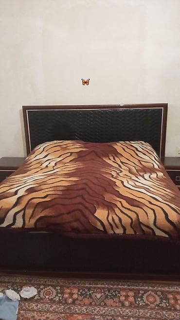 SAMİRƏ 🦋 Taxt satılır Matras daxil Qiymet 230azn Ünvan bineqedi