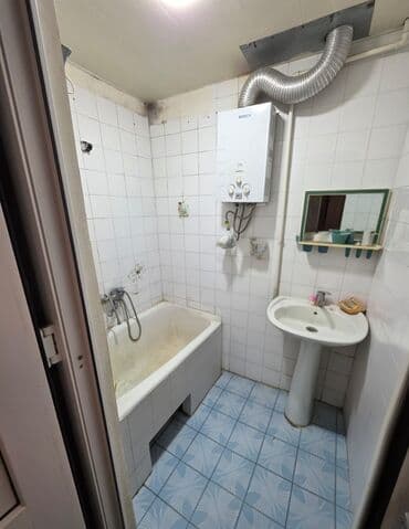 3 otaqli temirli menzil: 200000 son qiymeti.Bezi eshyalar qalacaq — 8