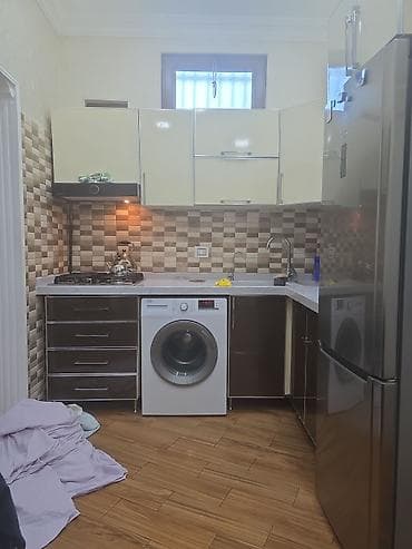 Kuxna mebeli, paltar yuyan Beko 8 kg, Xolodelnik ARISTON. 700 m