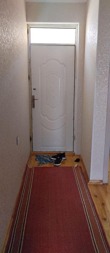 razin heyet evi: 1 mərtəbəli həyət evi – mətbəx mebeli və kombi ilə - Girişdə — 3