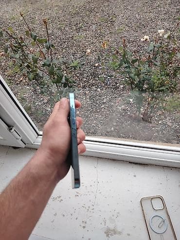 i̇phon x: IPhone 13 Pro Max, 128 GB, Sierra Blue, Face ID — 3