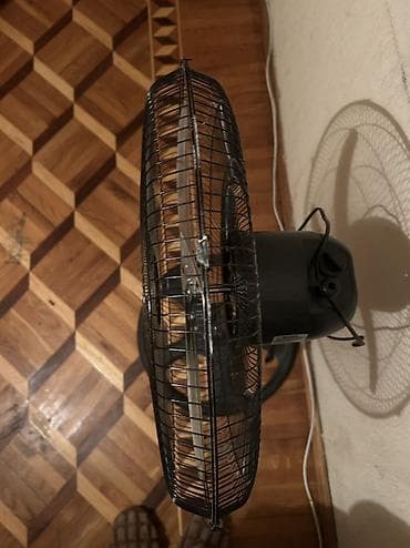 vintilyatorlar: Ventilyator Electrolux, İşlənmiş, Döşəməüstü, Pərli, Kredit yoxdur, Ünvandan götürmə, Ödənişli çatdırılma — 5