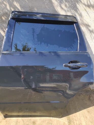 Sol arxa, Mitsubishi Airtrek Yaponiya, Ünvandan götürmə