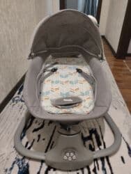 qidalandırmaq üçün uşaq stul yelləncək: Təmiz, az işlənmiş uşaq kreslosu. Yumuşaq döşəyi, ağcaqnaddan qorunmaq — 4