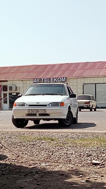 VAZ 2115 Samara – ağ rəngli, 4 qapılı sedan. Texniki xüsusiyyətlər: - at lalafo.az VAZ 2115 Samara – ağ rəngli, 4 qapılı sedan. Texniki xüsusiyyətlər: -
