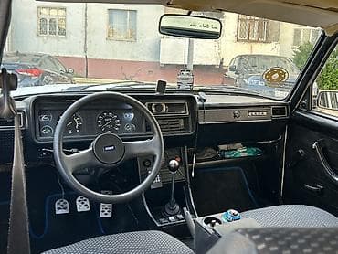 2000 ford transit: VAZ (LADA) 2107: 1.5 l | Sedan — 8