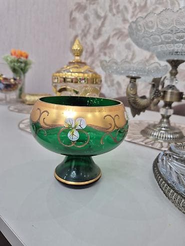 Masa üstü dekorativ qab dəsti birlikde qiymeti 100azn - 1 ədəd — 7