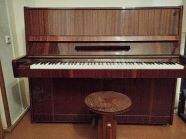 пианино беларусь: Belarus upright piano (СССР istehsalı) Xüsusiyyətlər: - Akustik — 1