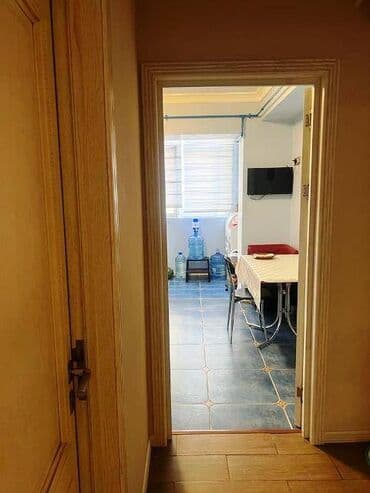 turbo az ford transit 16 1: Bakı, 5 otaqlı, Köhnə tikili, m. Xətai, 110 kv. m — 25