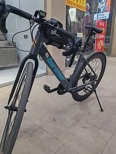 velosiped alan: Şosse velosiped təzə dir, az sürülüb. Aksessuarlar hər biri üzərində — 4