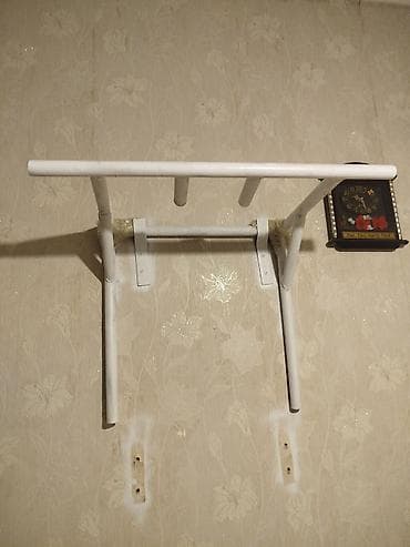 Turniklər və bruslar: Divar üçün turnik (çəkic çubuğu) - Material: metal boru konstruksiya — 1