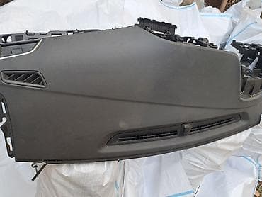 yevro şit: Məhsul: Avtomobilin ön paneli (torpedo) Təsvir: - Rəng: qara - — 2
