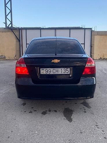 mini traktör satilir: Chevrolet Aveo: 1.4 l | 2011 il 111 km Sedan — 8