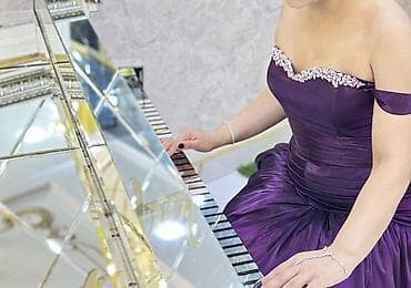 punyar sekilleri: Bənövşəyi rəngdə, atlas parıldayan parçadan hazırlanmış zərif — 3