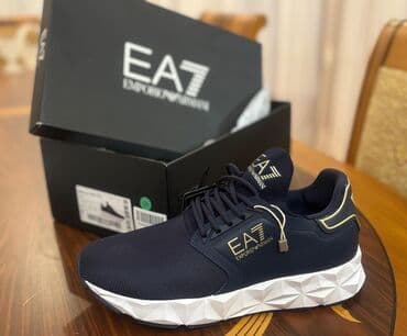 Səndəl və şəp-şüplər: Emporio Armani EA7 kişi idman/yürüyüş ayaqqabısı. Originaldır — 7