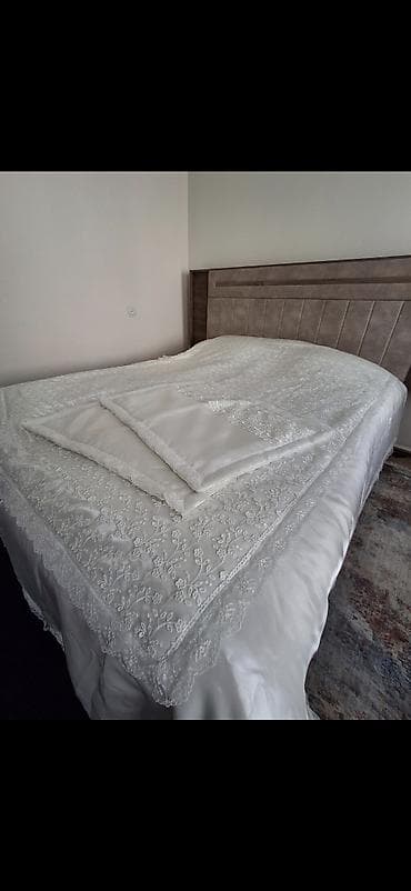 tülpan gülü: İkinəfərlik çarpayı — 1