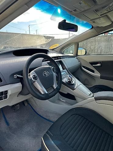 disk teker 16: Toyota Prius (3-cü nəsil) hibrid liftbek - Kuzov: liftbek, gümüşü — 5