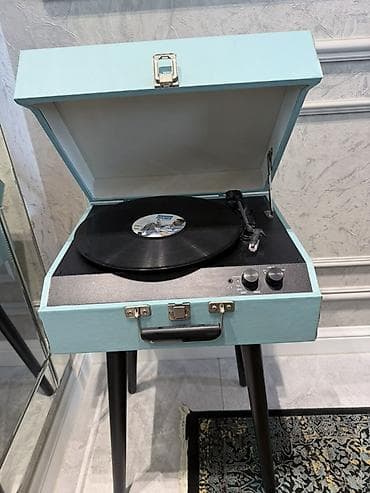 Спорт и хобби: Vinil pleyer – retro dizaynlı, çamadan tipli model (açılıb‑bağlanan — 10